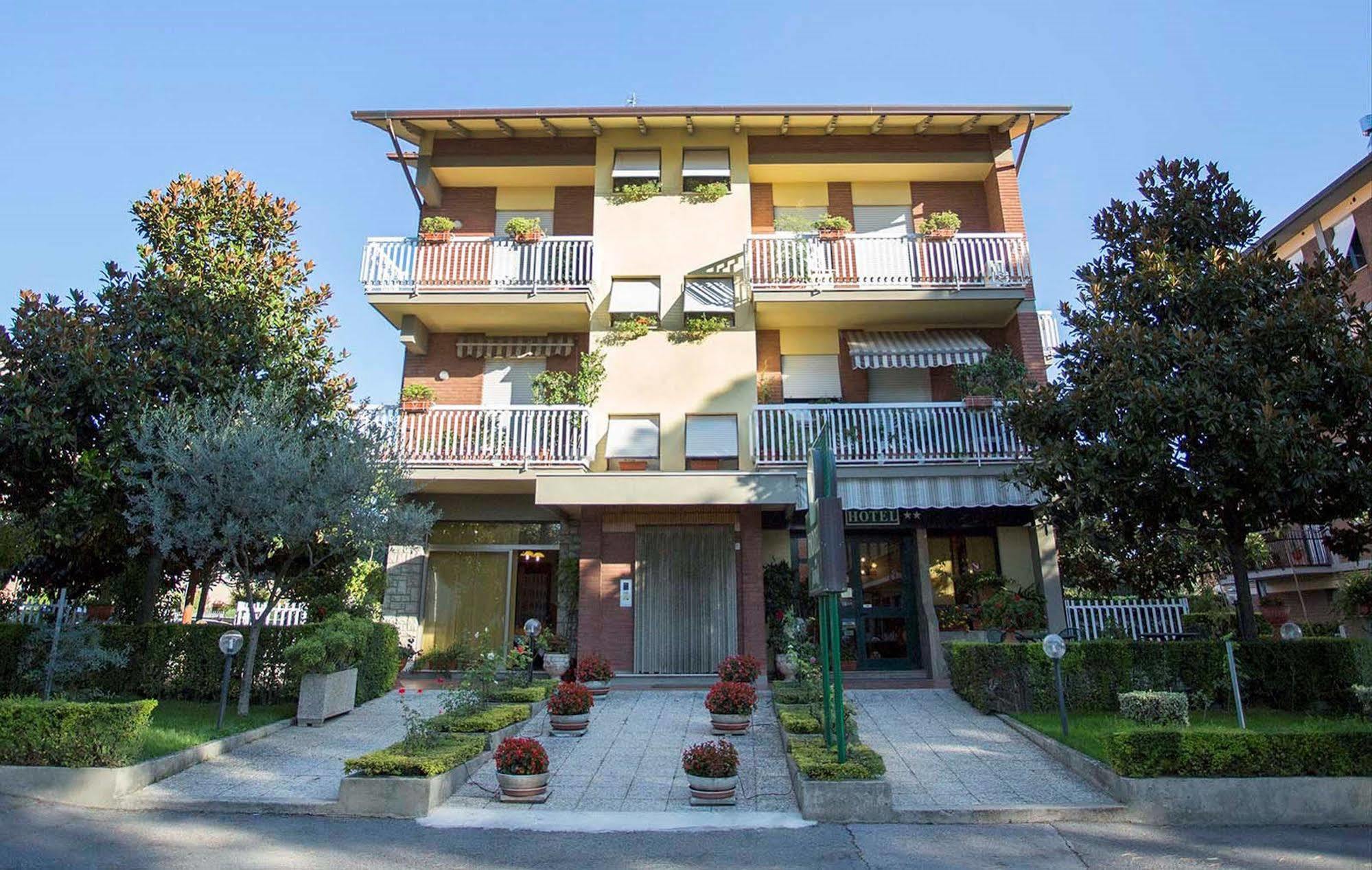 Hotel Vignola Assisi Ngoại thất bức ảnh