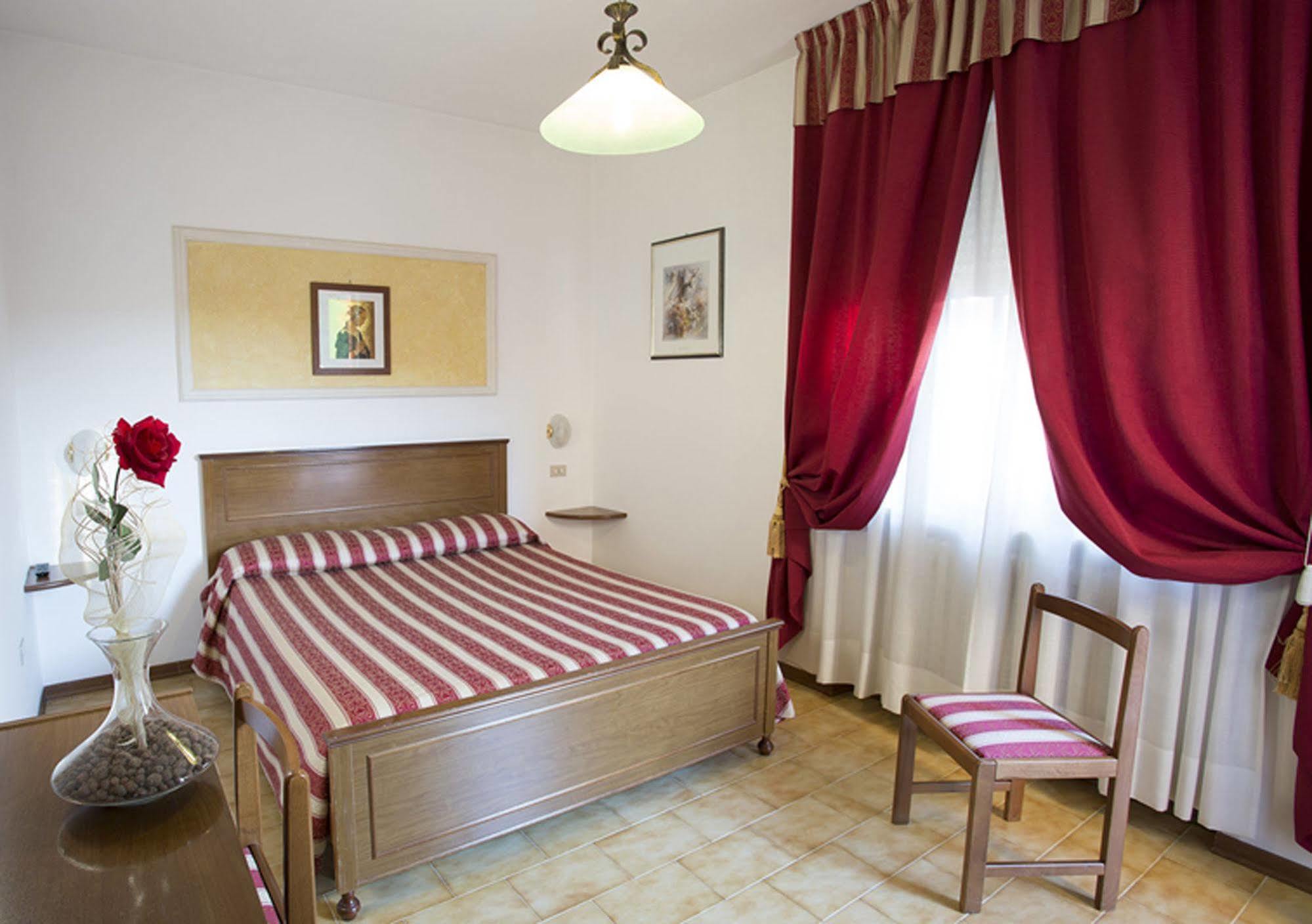 Hotel Vignola Assisi Ngoại thất bức ảnh