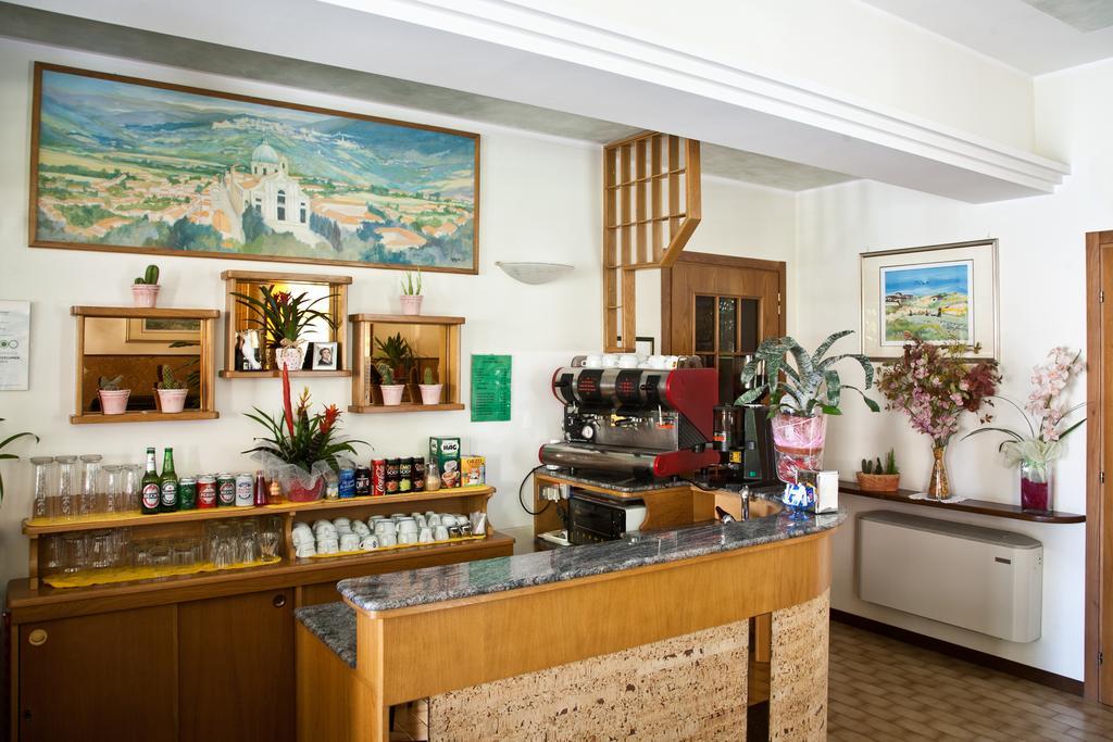 Hotel Vignola Assisi Ngoại thất bức ảnh